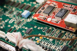 Illustration for article titled Electronics And Nanotechnology